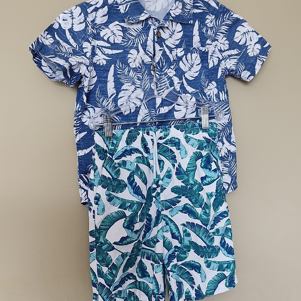 Joe Fresh Green and White Leaf Print Set